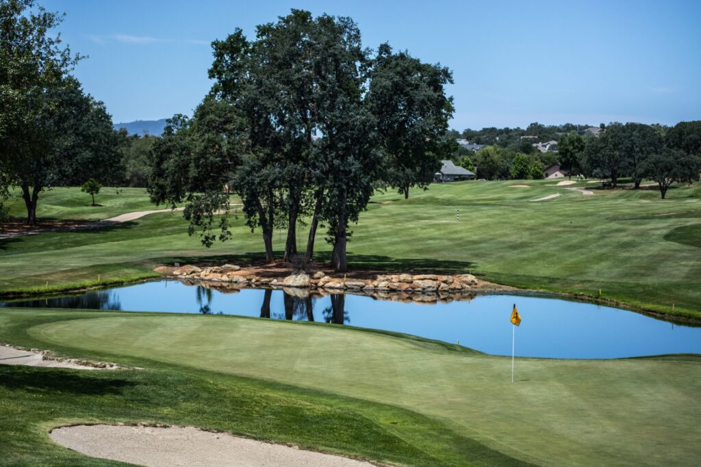 Lightning Detection System For Golf Courses